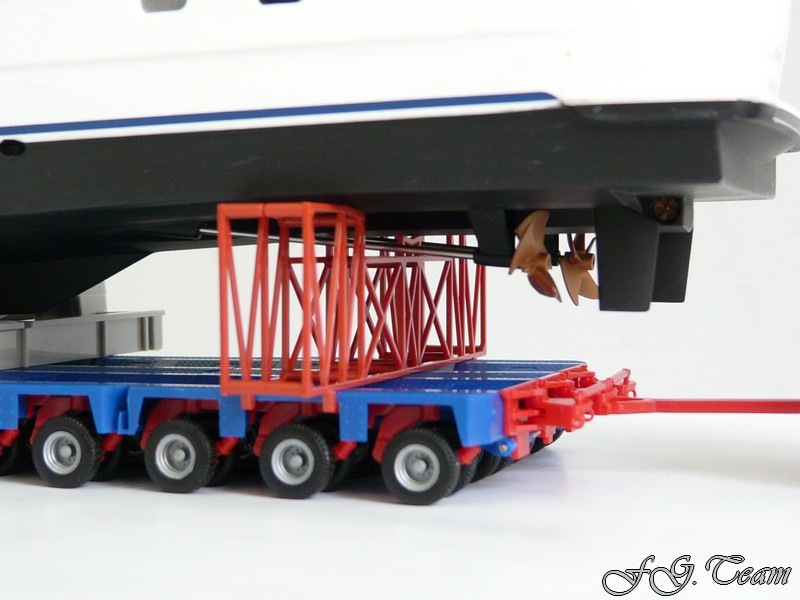 Man TGX Volvo FH CATWALK Riwatrans (3).JPG